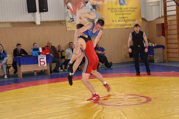 Тбилисские спортсмены приняли участие в краевом Первенстве по вольной борьбе